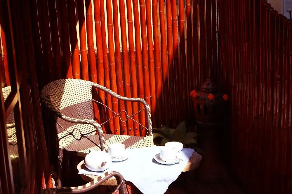 Apple Guesthouse Luang Prabang Laos
